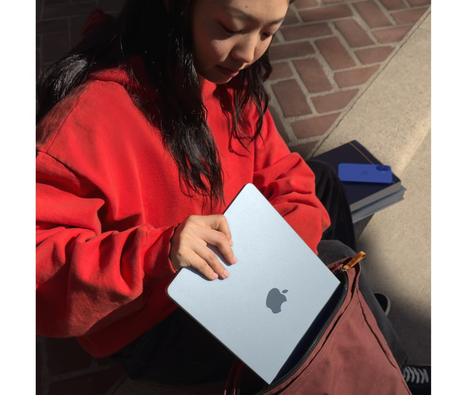 Apple MacBook Air (2025) 13 inch - M4 - 16 GB - 256 GB - Zilver