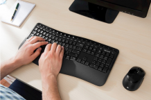 Microsoft Wireless Comfort Desktop 5050 - Combo
