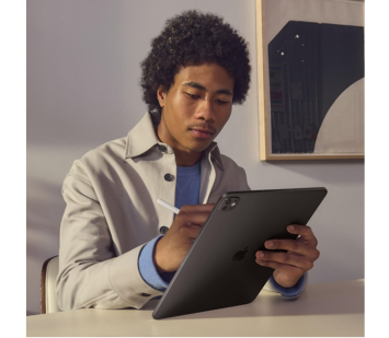 Apple iPad Pro 11 inch (2025) - 512 GB - Wi-Fi - Spacezwart